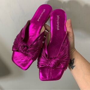 Jeffrey Campbell Metallic Fuchsia Knot Slide Sandals Size 7